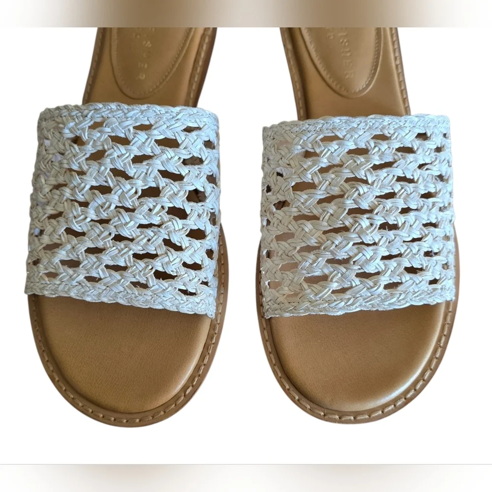 NIB Marc Fisher LTD Glynne Woven Flat Sandals, Size 7.5M
